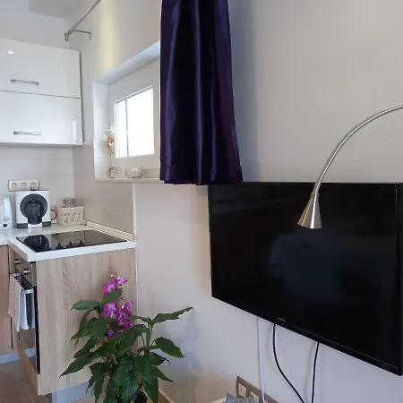 Apartmani Bruna Jezera Exterior photo