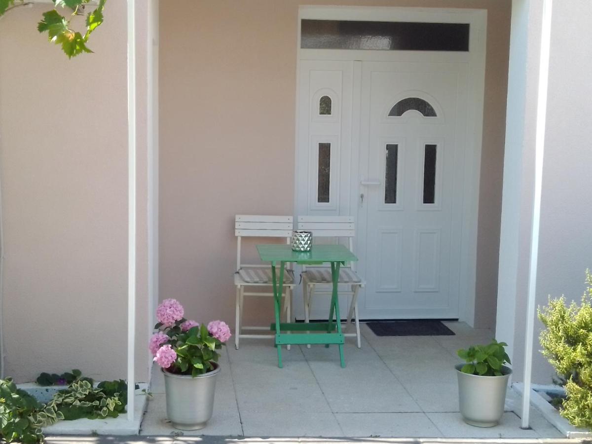 Bruna Apartman Jezera